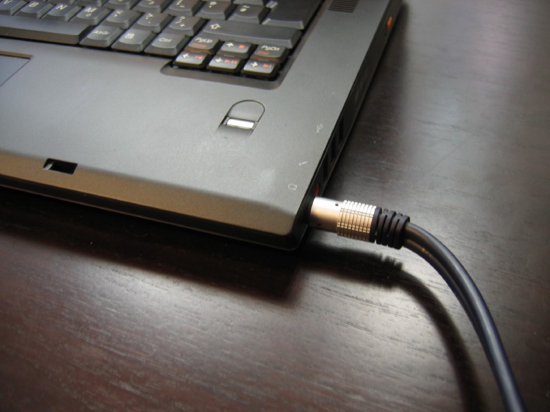 /posts/2007/133432/lenovo_plug_hu_120e7802cd8a40e9.jpg